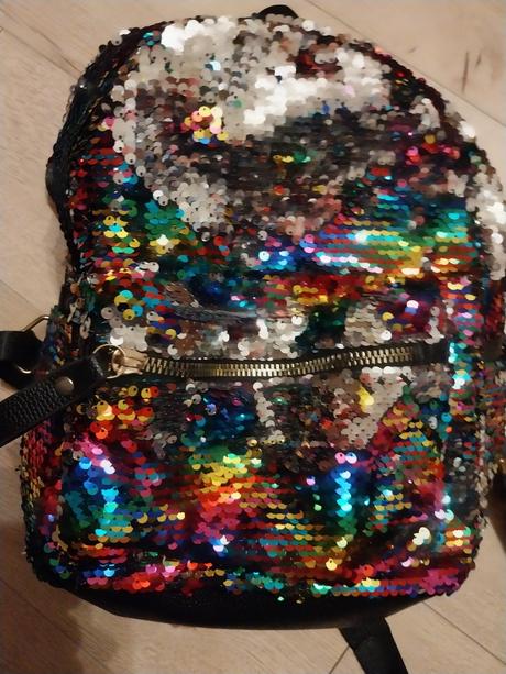 Štýlový filtrovaný ruksak, 