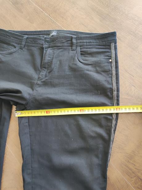 Dámske strecove rifle, c&a,42