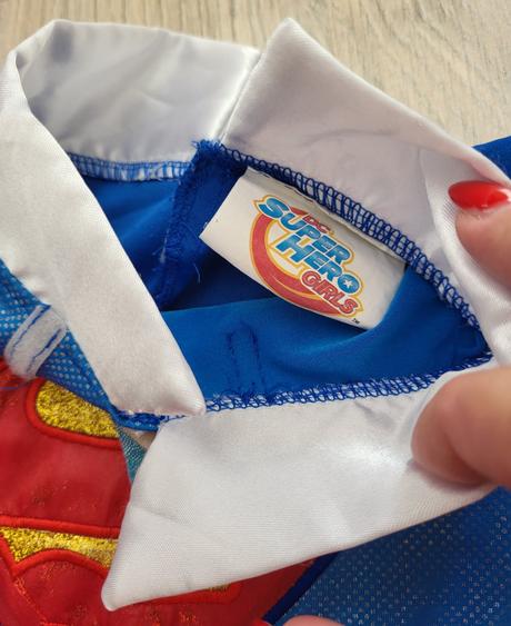 Karnevalové šaty super hero girls na 5-6r,