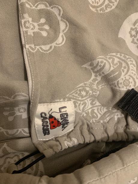 Nosic lenka od 18 mesiacov, lenka