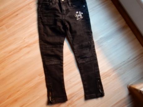 Čierne rifličky, kiki&koko,104