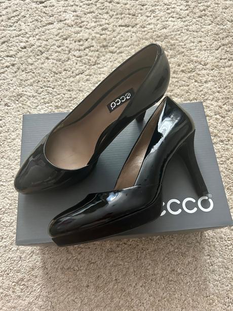 Lodičky ecco, ecco,39