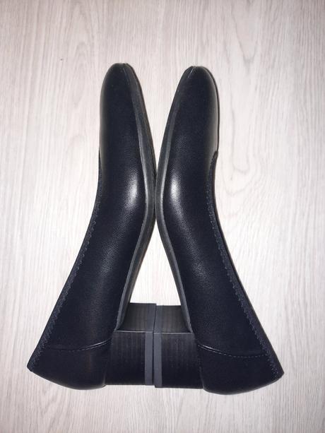 Nové kožené elegantné lodičky (vd 24 cm), deichmann,37