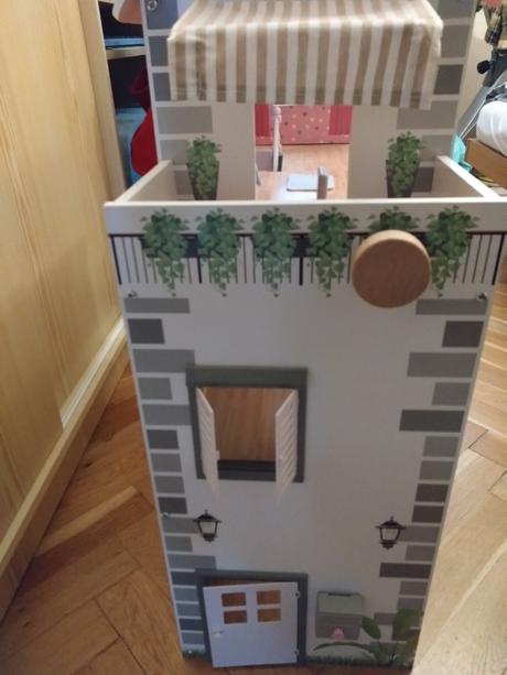 Domček pre bábiky, 