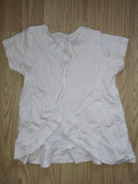 Bledoružové tričko so zaujímavým zadným dielom, sinsay,116