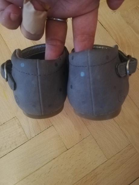 Balerinky obaibi, 21