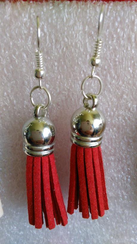 Strapcové náušnice,