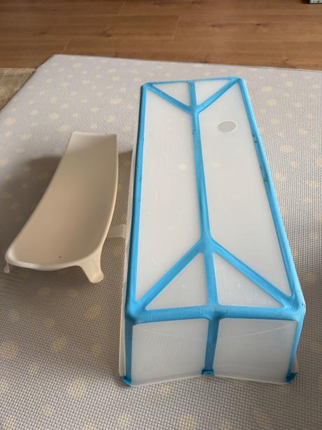 Stokke skladacia vanicka a novorodenecka vlozka, 