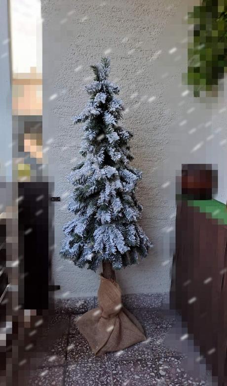 Zasnežený vianočný stromček, 