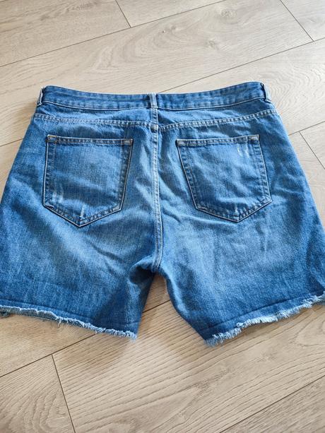 Kratase -dlhšie, 42