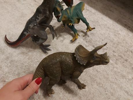Dinosaury - cena za kus, 