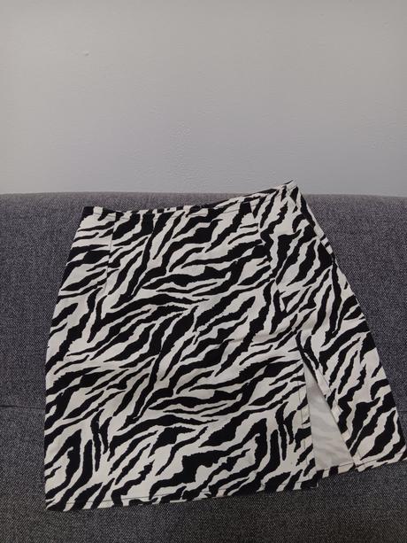 Zebrová sukňa motel xxs, xs