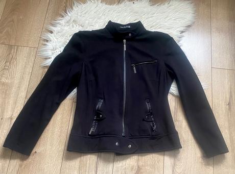 Betty barclay bunda, s