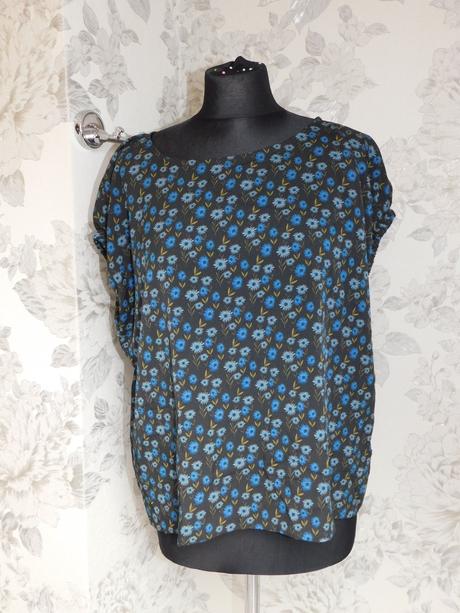 Luxusna pekna bluzka, 34