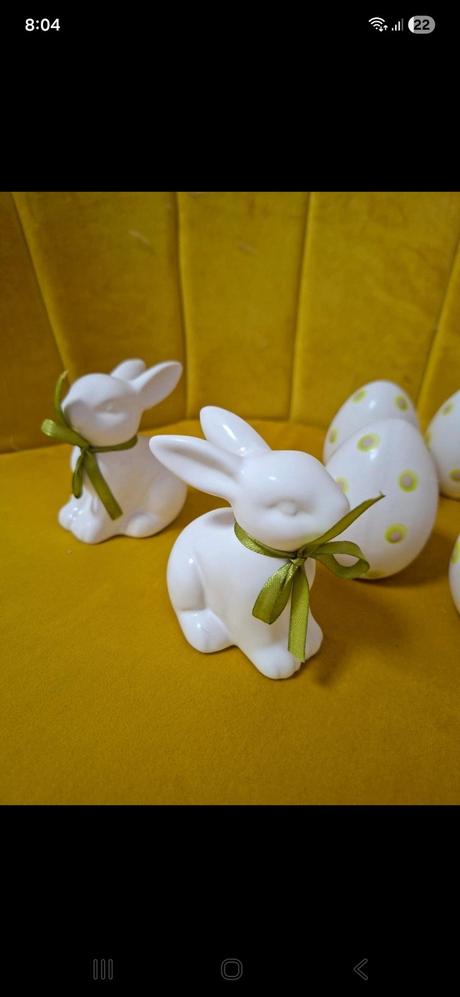 2ks keramicke biele zajaciky,