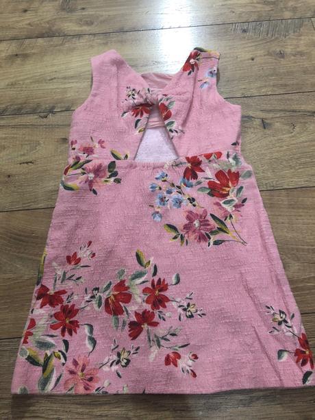 Dievcenske satocky, zara,110