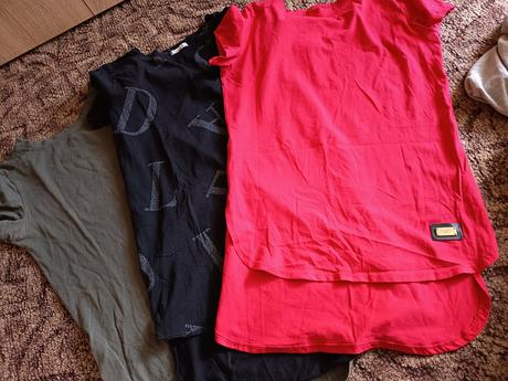3x šaty alebo top, s