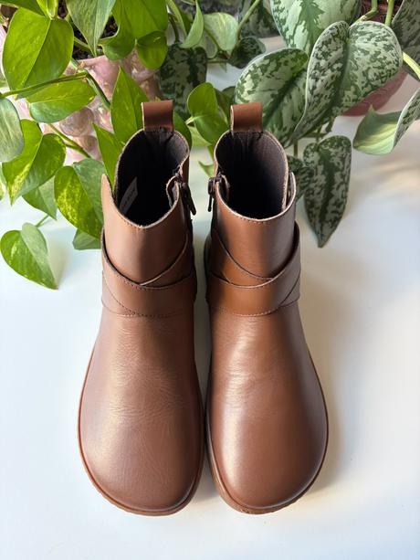 Shapen barefoot členkové čižmy divine brown,veľ.37, 37