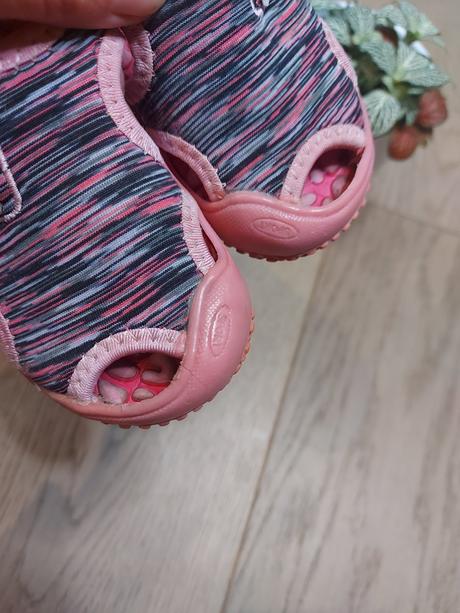 Barefoot sandálky- super stav, 22