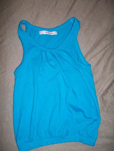 Tielko tyrkysove krasne, 92