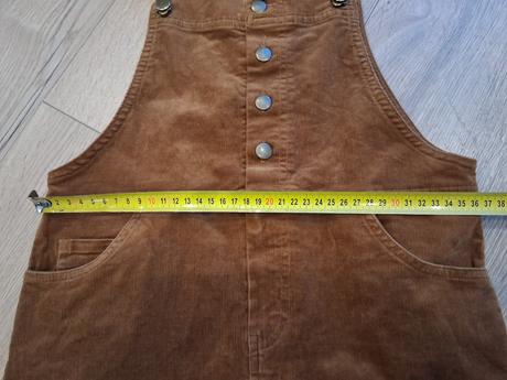 Mencestrove saty na traky, 134