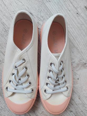 Tramky, nelli blu,34