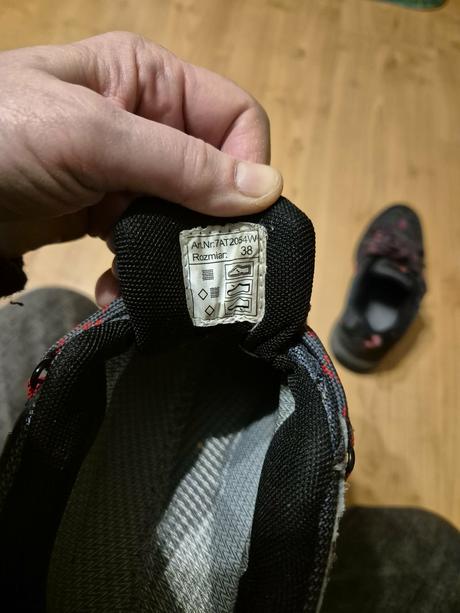 Trekove topanky 37 vnutorna dlzka 23.5cm, 37