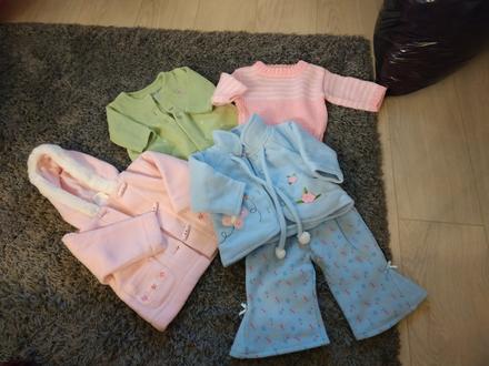 Bundičky, mikina a svetrík, 56