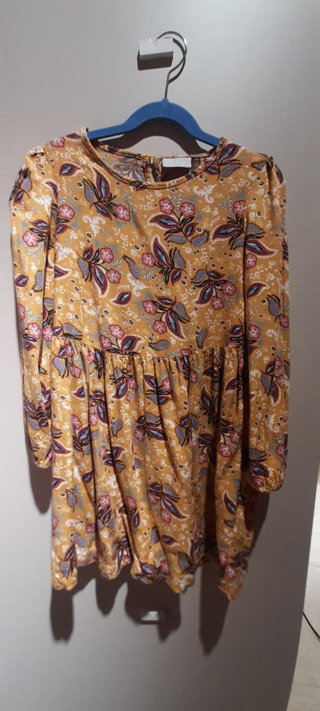 Šaty kvety dlhý rukáv, matalan,122