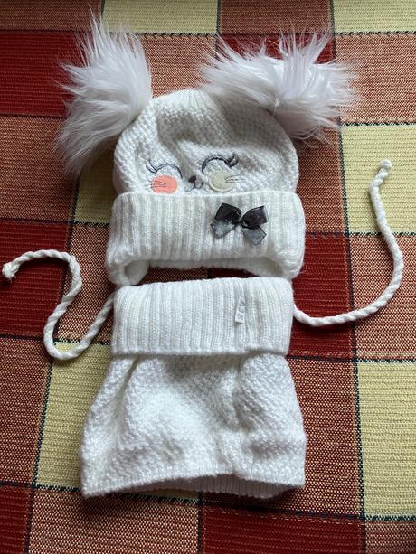 Ciapka a sal, ajs,104