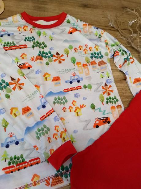 Pyžamko  požiarník 146, 146