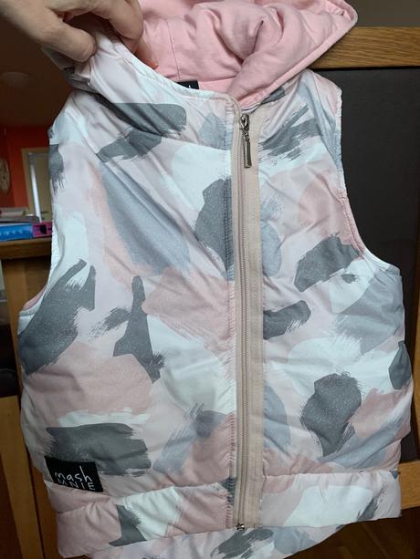 Prechodna maskac vesta, 104