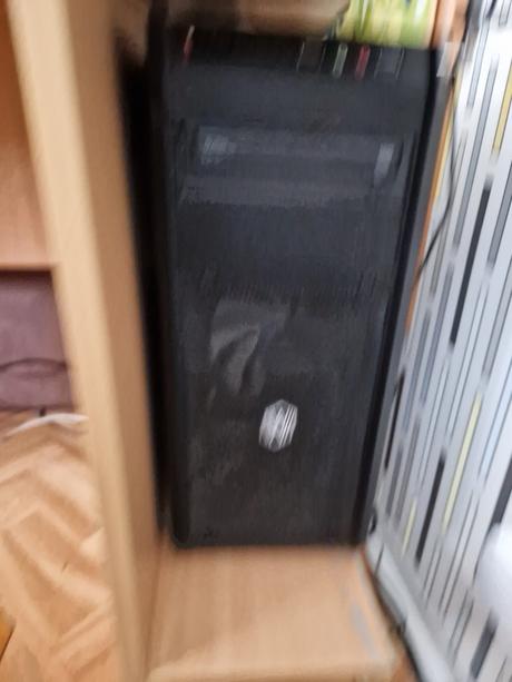 Predam poçitač, asus