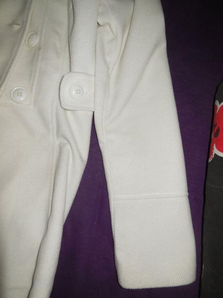 Biely kabát, gate,36