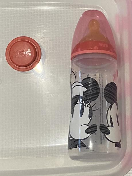 Dojčenská plastová fľaša, nuk