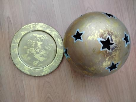 Guľový svietnik s hviezdičkami, 