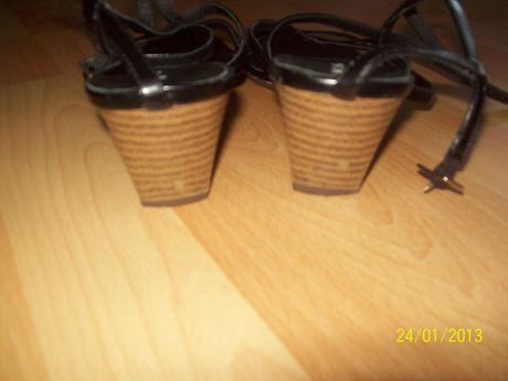 Sandálky čierne, 39