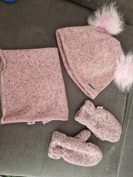 Suprava ciapka 54/56, nakrcnik a rukavice, 56