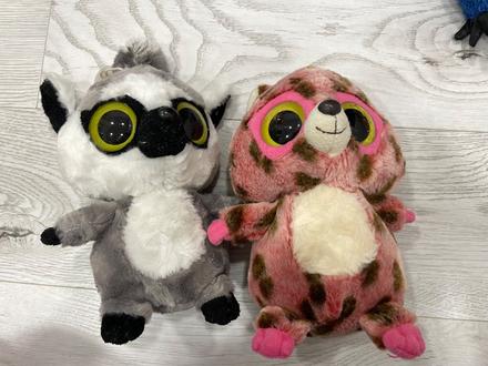 Plyšáci so sklennými očami, 