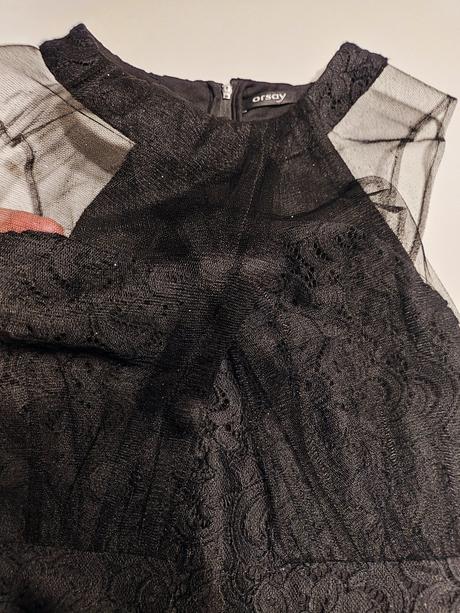 Trblietavé šaty, orsay,38