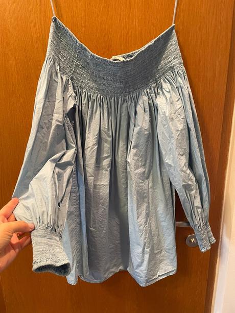 Cos modrá blúzka, cos,l