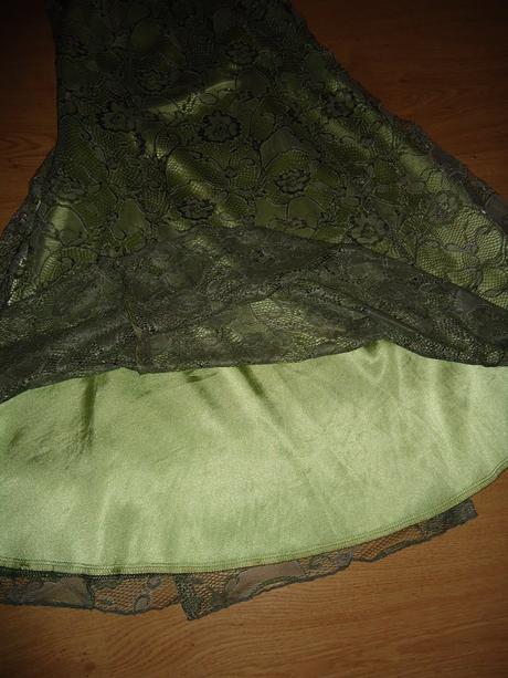 Spoločenské šaty čipkované, 36