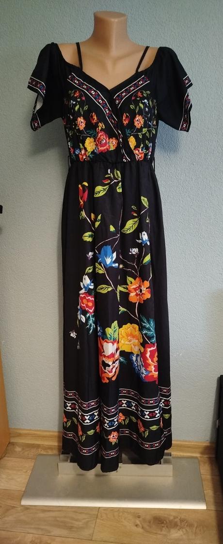 Folklórne šaty, l