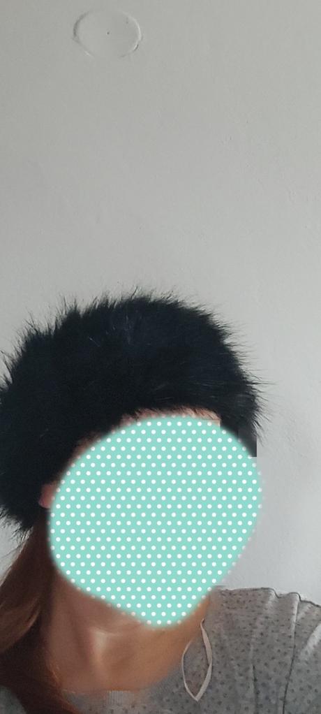 Kožušinová čelenka, 