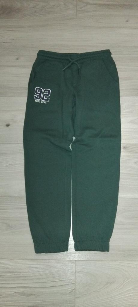 Tepláky pre chlapca, 104–116