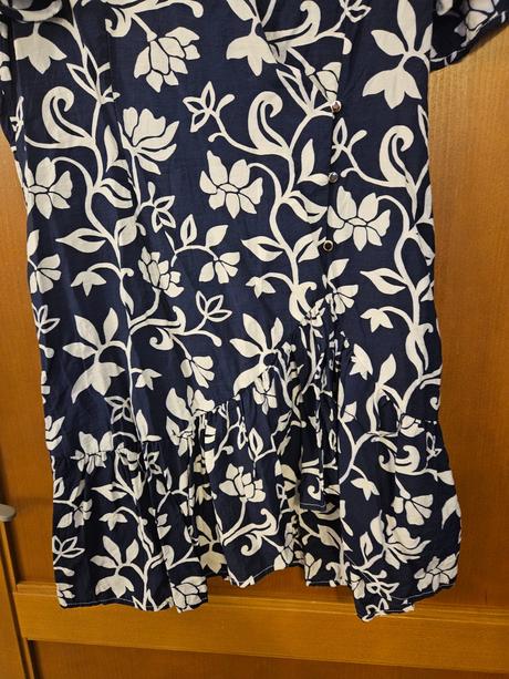 Šaty s kvetmi, sinsay,l