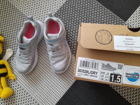 Tenisky v.33, skechers,33