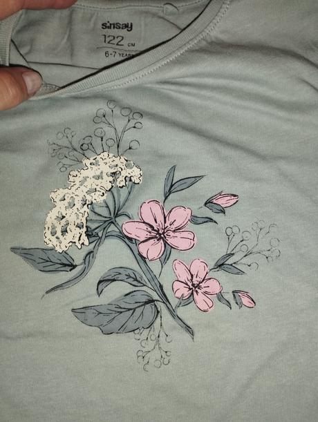Jemné tričko s kvietkami, sinsay,122
