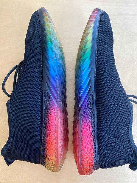 Tenisky s farebnou podrázkou, 39