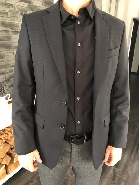 Pánsky oblek alaindelon tmavomodrý, 46